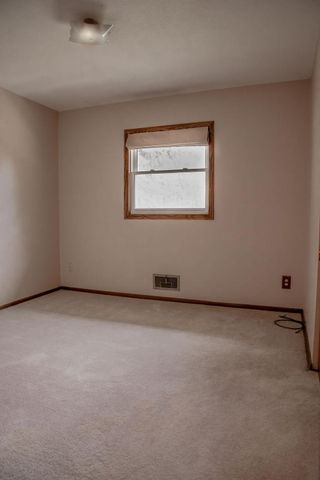 9526 Quaker Lane N, Maple Grove, MN 55369