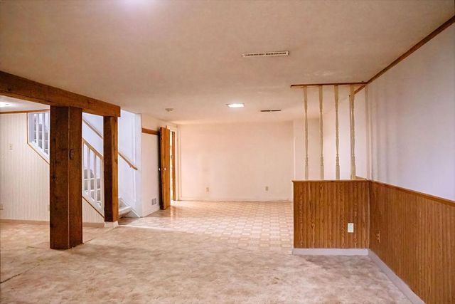 9526 Quaker Lane N, Maple Grove, MN 55369
