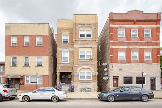 504 W 32nd Street 2F, Chicago, IL 60616