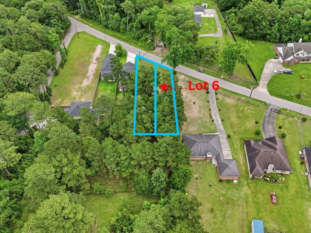 724 Old Magnolia Road, Conroe, TX 77304