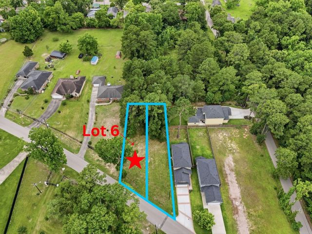 724 Old Magnolia Road, Conroe, TX 77304