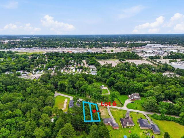 724 Old Magnolia Road, Conroe, TX 77304
