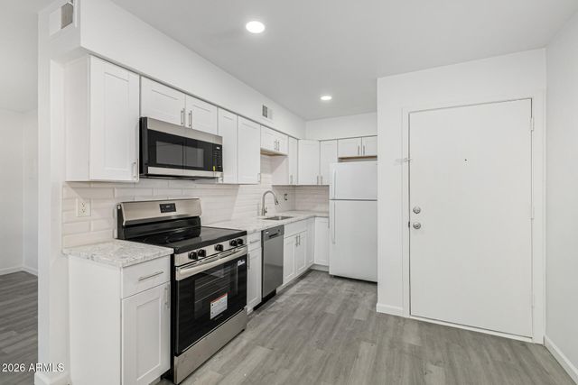 3131 W COCHISE Drive 229, Phoenix, AZ 85051