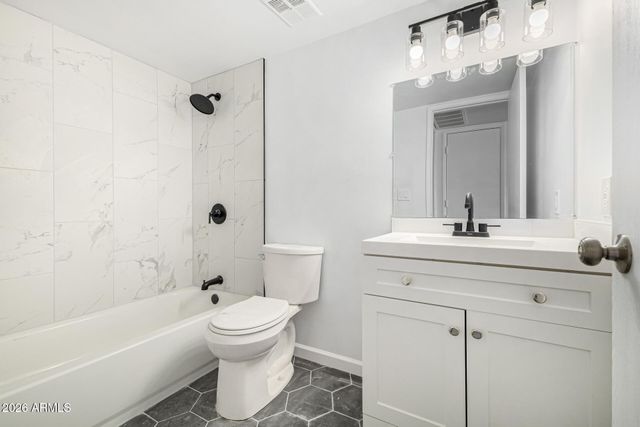 3131 W COCHISE Drive 229, Phoenix, AZ 85051