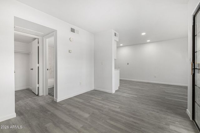 3131 W COCHISE Drive 229, Phoenix, AZ 85051