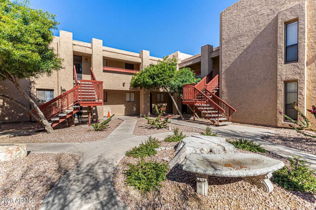 3131 W COCHISE Drive 229, Phoenix, AZ 85051