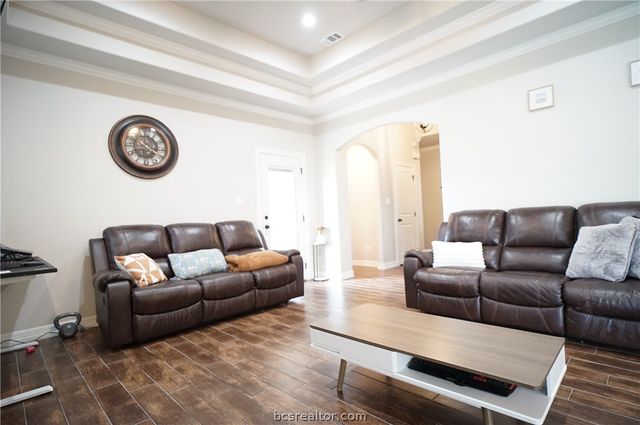 4283 Rock Bend Drive, College Station, TX 77845