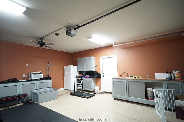 4283 Rock Bend Drive, College Station, TX 77845