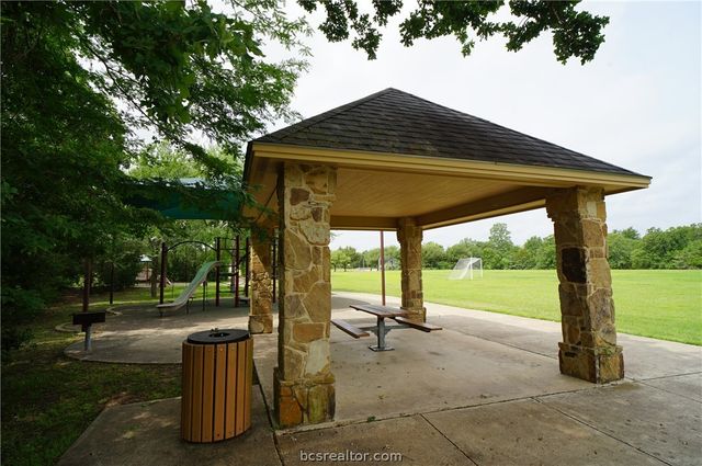 4283 Rock Bend Drive, College Station, TX 77845