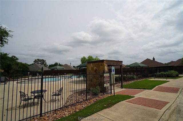 4283 Rock Bend Drive, College Station, TX 77845