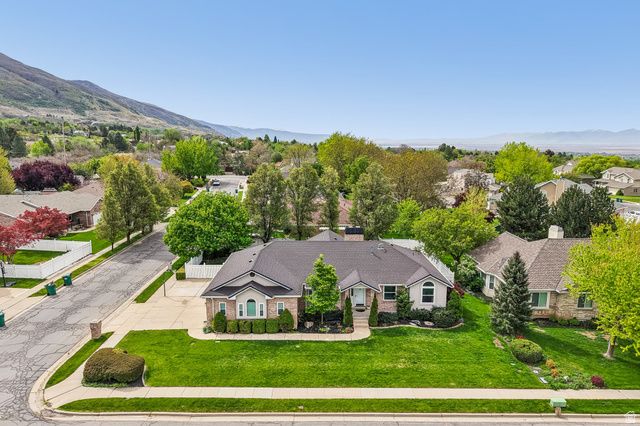 2764 E 25 S, Layton, UT 84040
