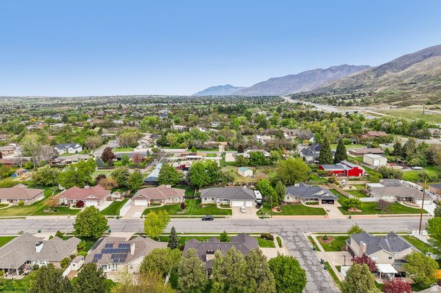 2764 E 25 S, Layton, UT 84040