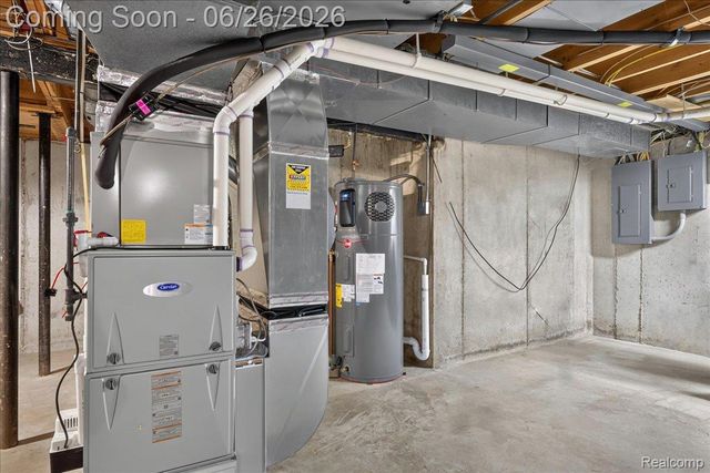 29498 E River Road, Grosse Ile Township, MI 48138