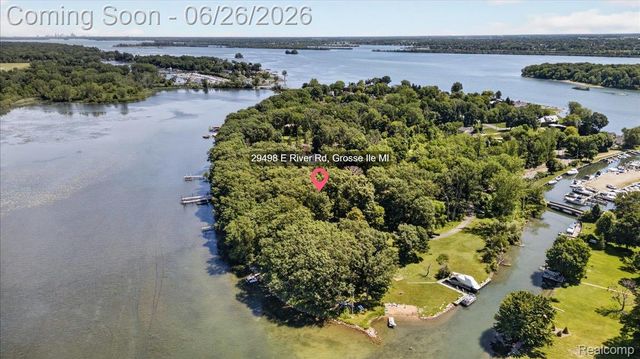 29498 E River Road, Grosse Ile Township, MI 48138