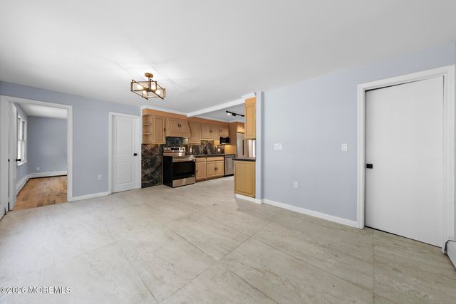 77 Pacific Avenue, Middletown, NJ 07748
