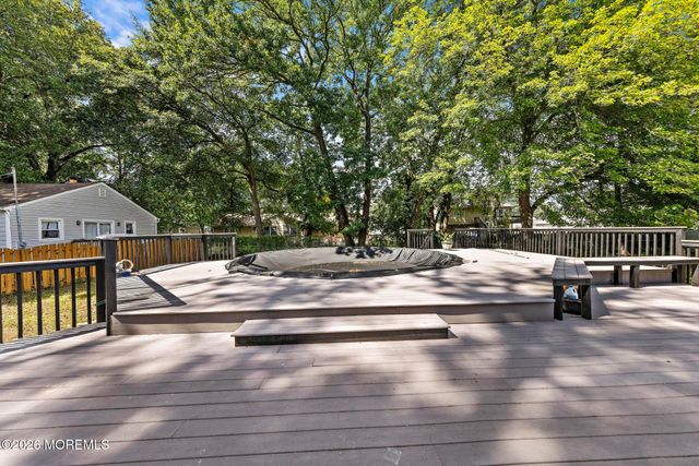 77 Pacific Avenue, Middletown, NJ 07748