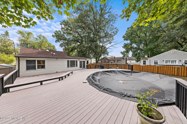77 Pacific Avenue, Middletown, NJ 07748