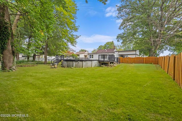 77 Pacific Avenue, Middletown, NJ 07748