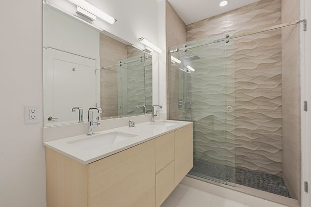20 W 5th St 5D, Boston, MA 02127