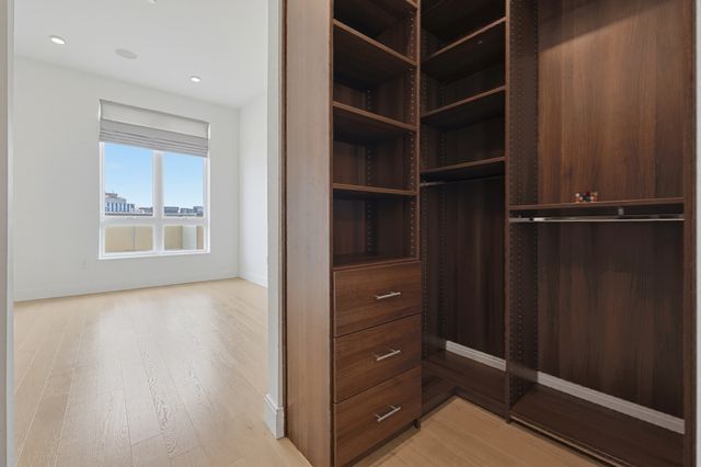 20 W 5th St 5D, Boston, MA 02127
