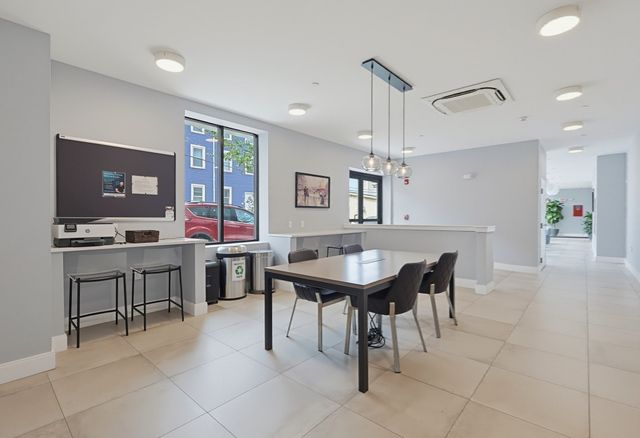 20 W 5th St 5D, Boston, MA 02127