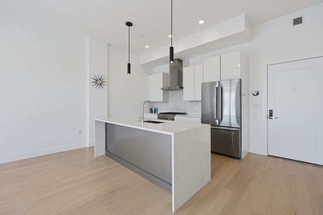 20 W 5th St 5D, Boston, MA 02127