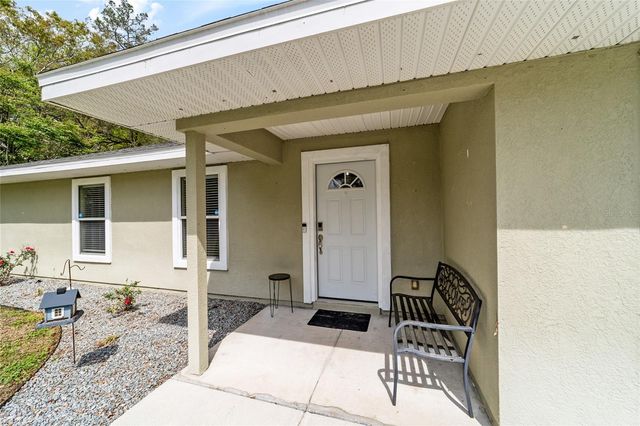 4 REDWOOD TRACE COURT, Ocala, FL 34472