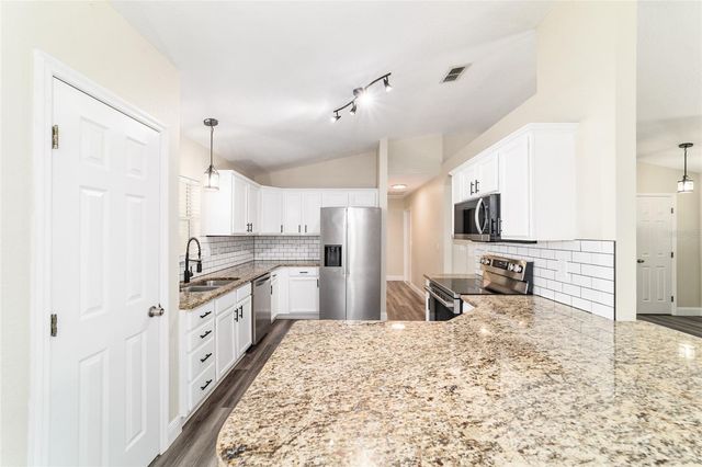 4 REDWOOD TRACE COURT, Ocala, FL 34472