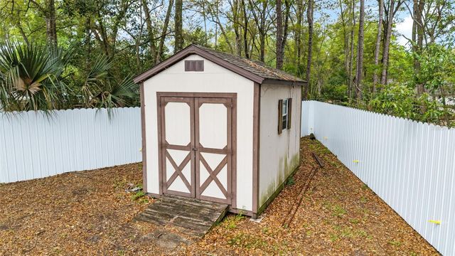 4 REDWOOD TRACE COURT, Ocala, FL 34472