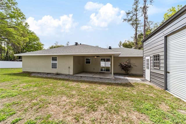 4 REDWOOD TRACE COURT, Ocala, FL 34472