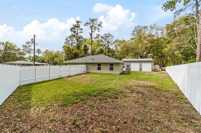 4 REDWOOD TRACE COURT, Ocala, FL 34472