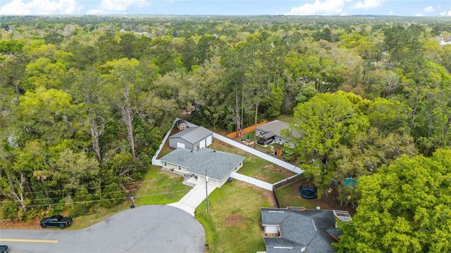 4 REDWOOD TRACE COURT, Ocala, FL 34472