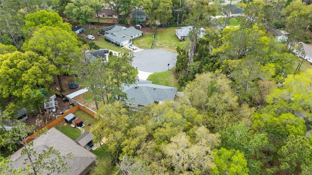 4 REDWOOD TRACE COURT, Ocala, FL 34472