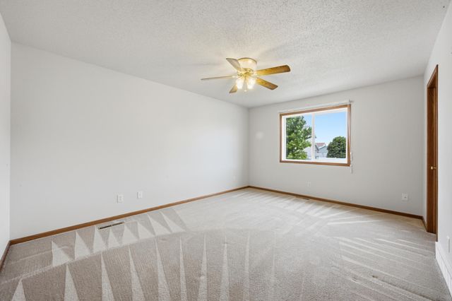4419 48th Street S, Fargo, ND 58104