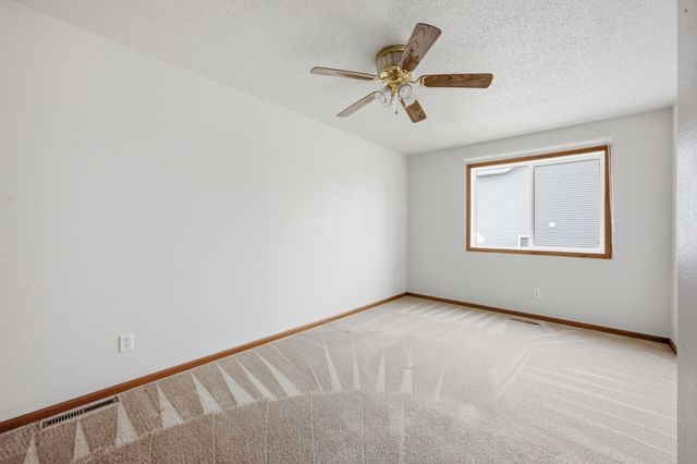 4419 48th Street S, Fargo, ND 58104