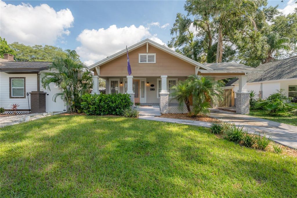 207 W HIAWATHA STREET, Tampa, FL 33604