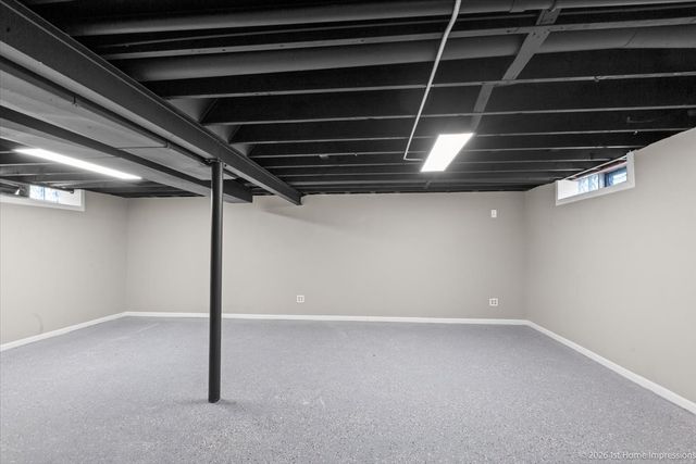 34 E 159th Street, South Holland, IL 60473