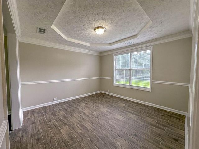 1070 Big Haynes Drive, Grayson, GA 30017