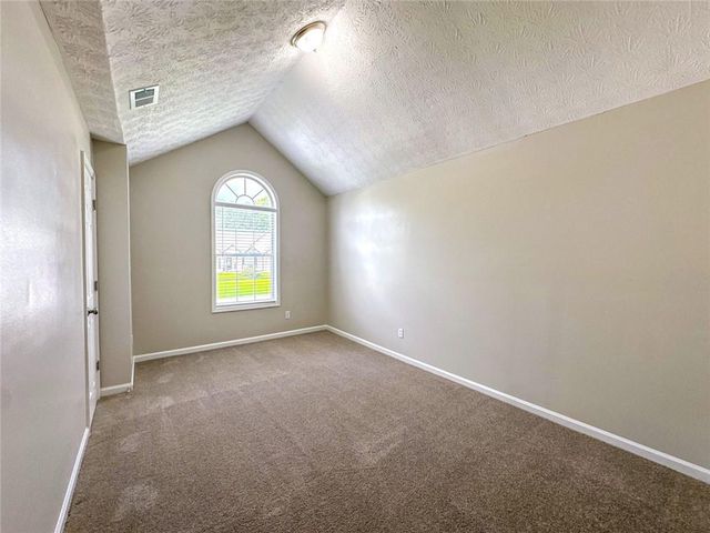 1070 Big Haynes Drive, Grayson, GA 30017
