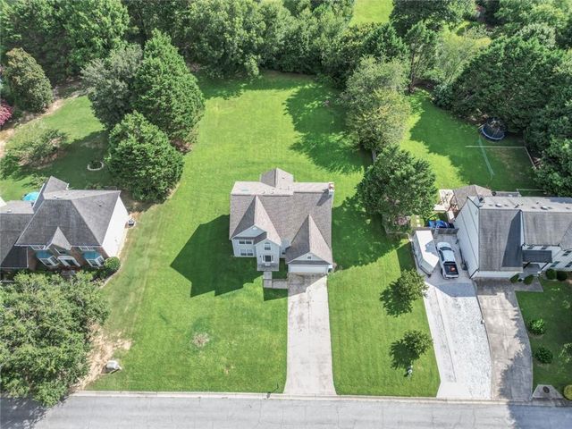 1070 Big Haynes Drive, Grayson, GA 30017