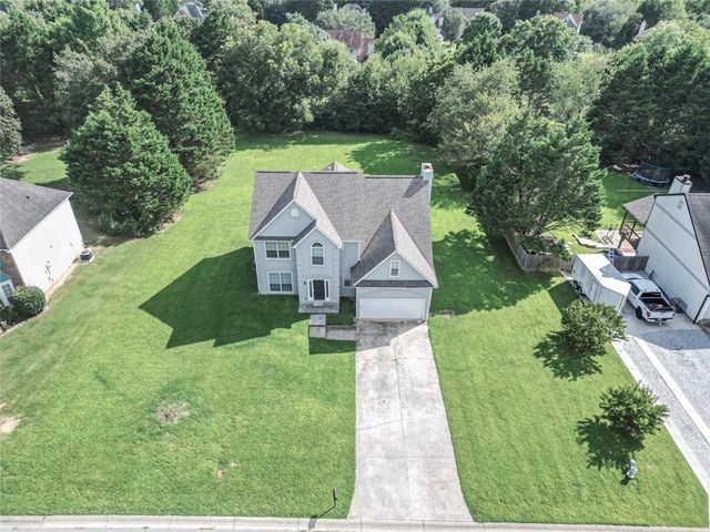 1070 Big Haynes Drive, Grayson, GA 30017