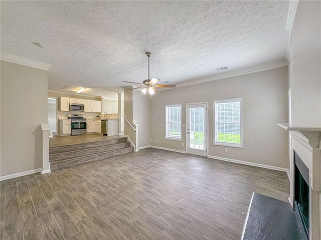 1070 Big Haynes Drive, Grayson, GA 30017