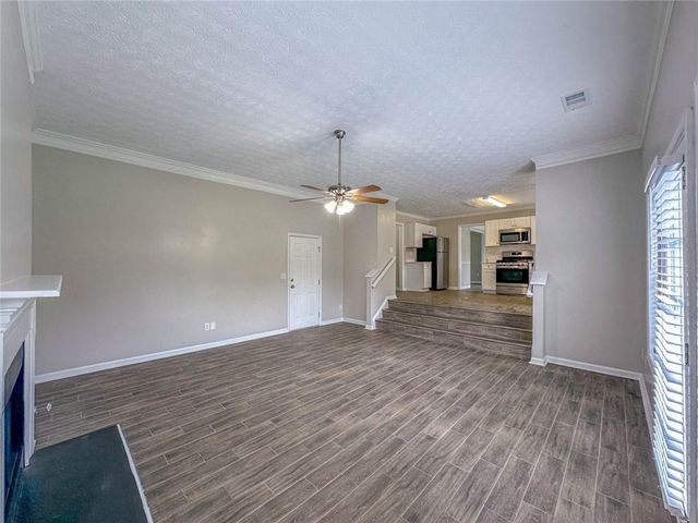 1070 Big Haynes Drive, Grayson, GA 30017