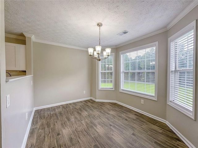 1070 Big Haynes Drive, Grayson, GA 30017