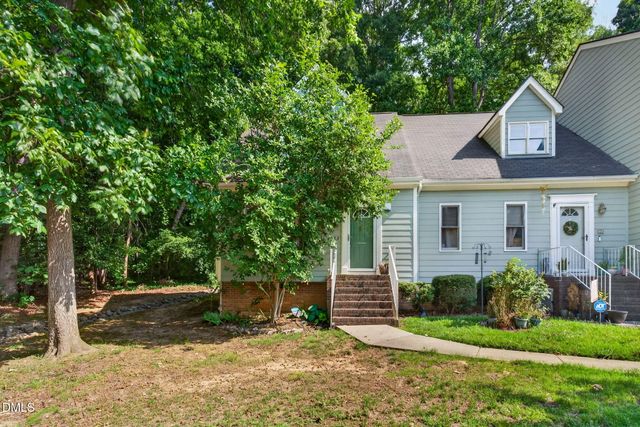 442 Oak Run Drive, Raleigh, NC 27606