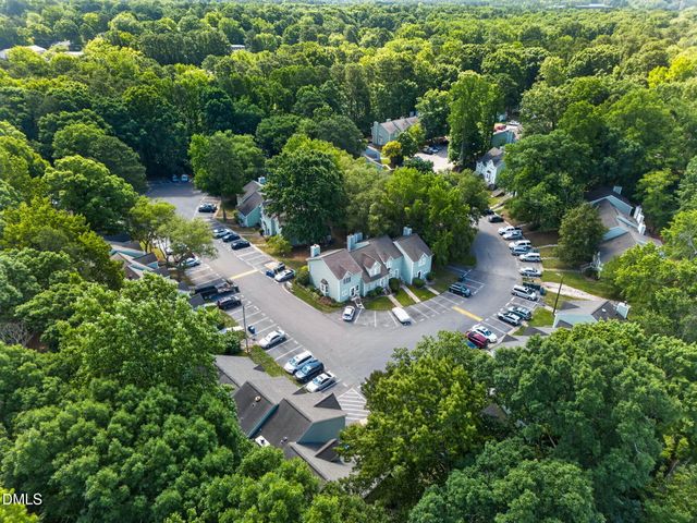 442 Oak Run Drive, Raleigh, NC 27606