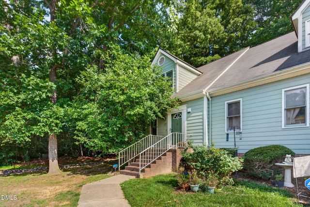 442 Oak Run Drive, Raleigh, NC 27606