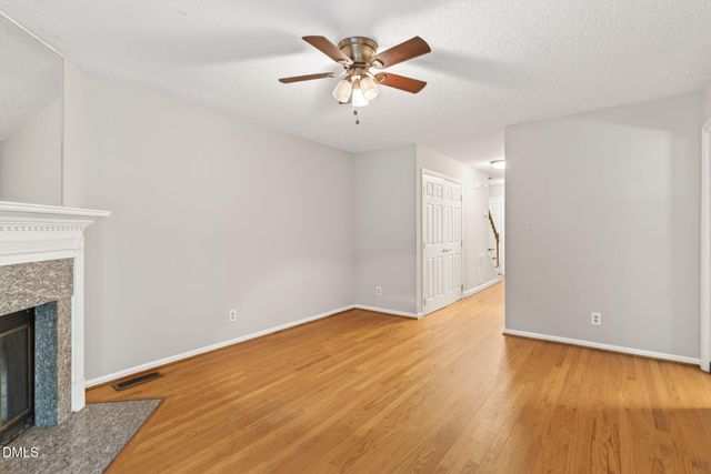 442 Oak Run Drive, Raleigh, NC 27606