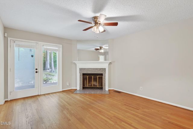 442 Oak Run Drive, Raleigh, NC 27606