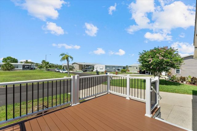 714 FAIRMOUNT DRIVE, North Port, FL 34287